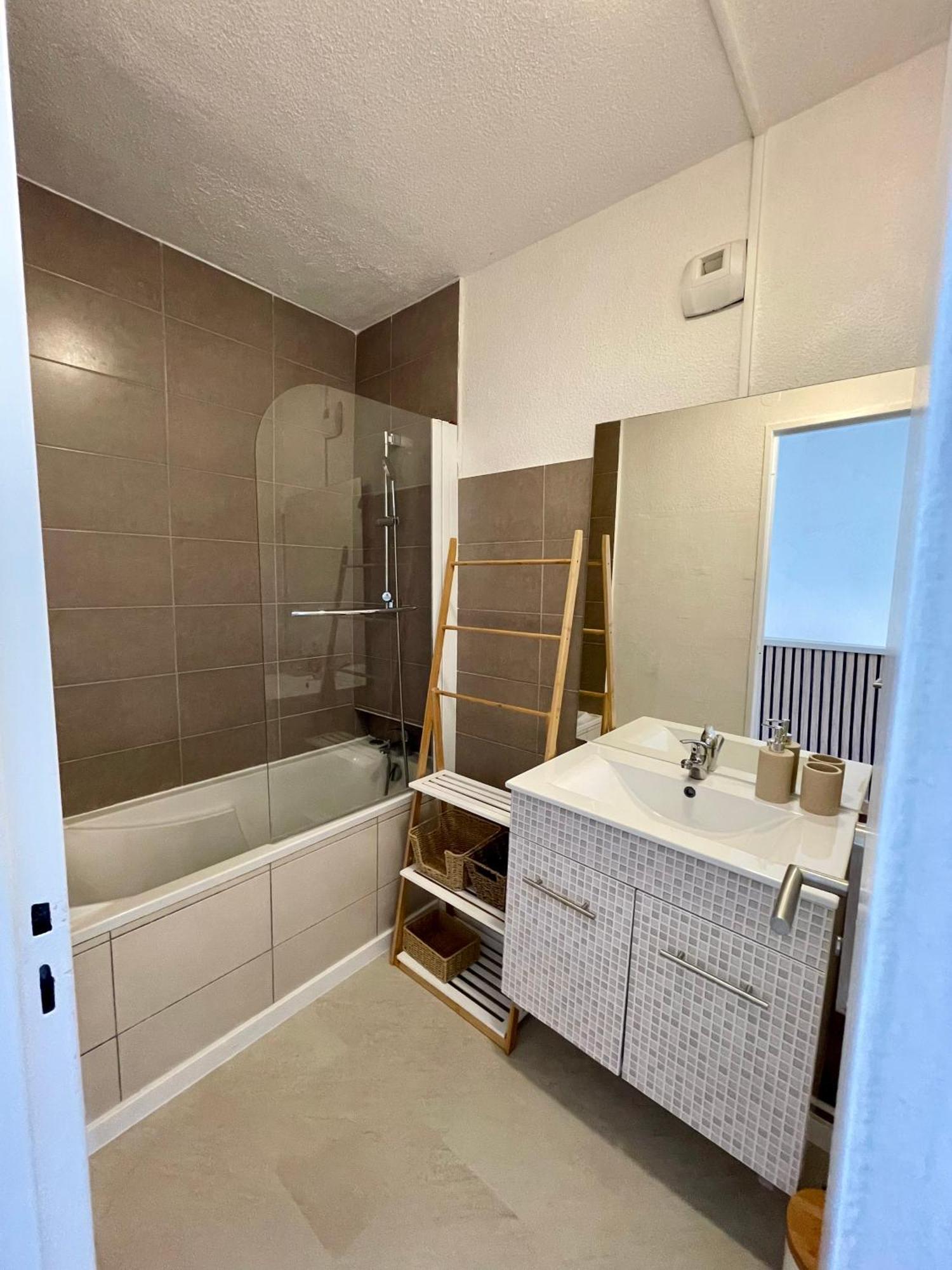 Superbe Duplex Refait A Neuf ! Apartment Hyeres Ngoại thất bức ảnh